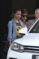 /album/fotogaleria-selena-y-justin-saliendo-del-hospital-starship-nueva-zelanda-julio-191/a018-jpg6/